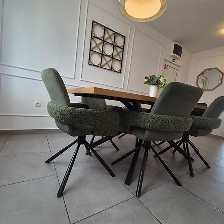 Victory Sea View Apartment Rijeka Extérieur photo