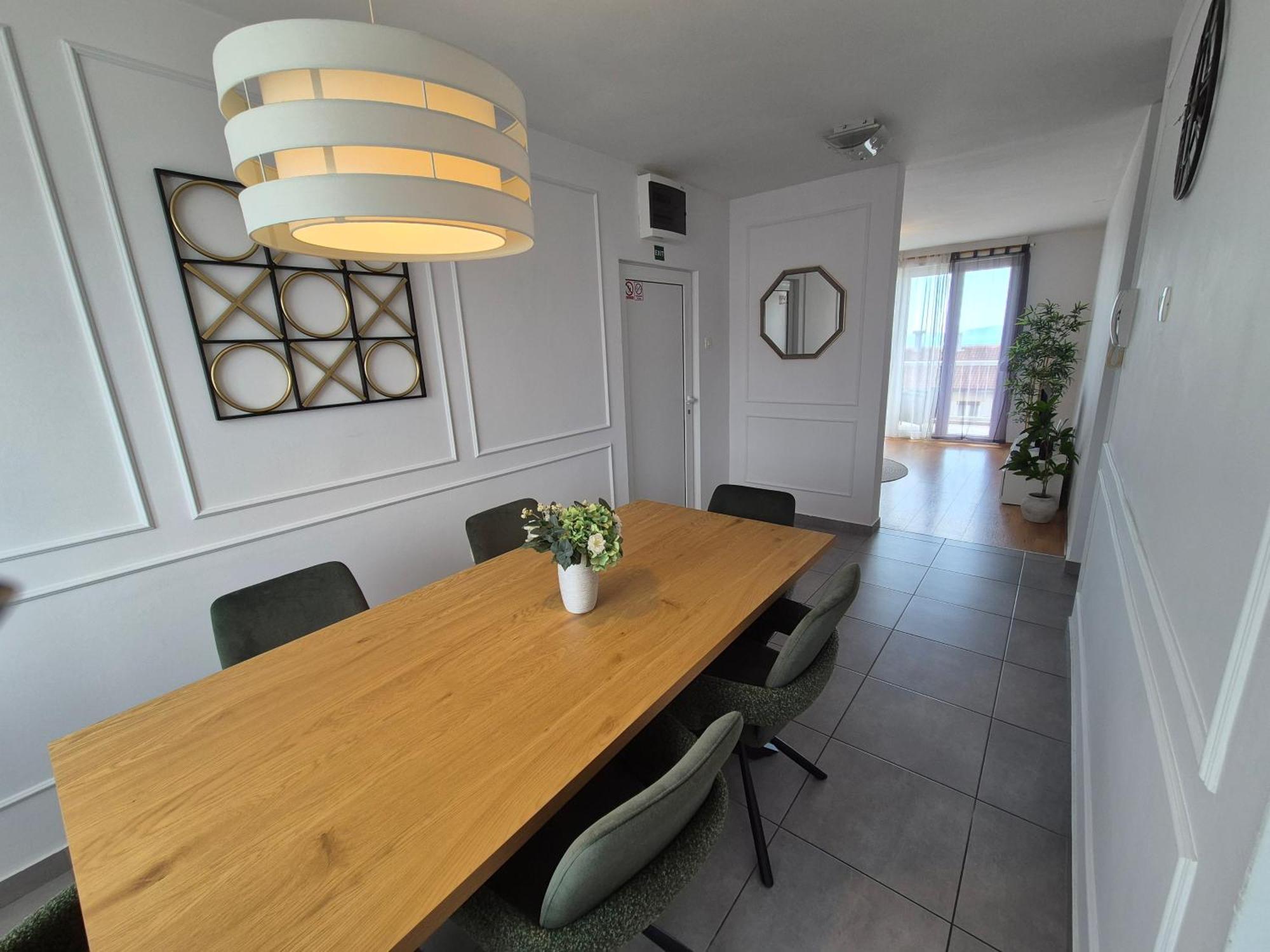 Victory Sea View Apartment Rijeka Extérieur photo