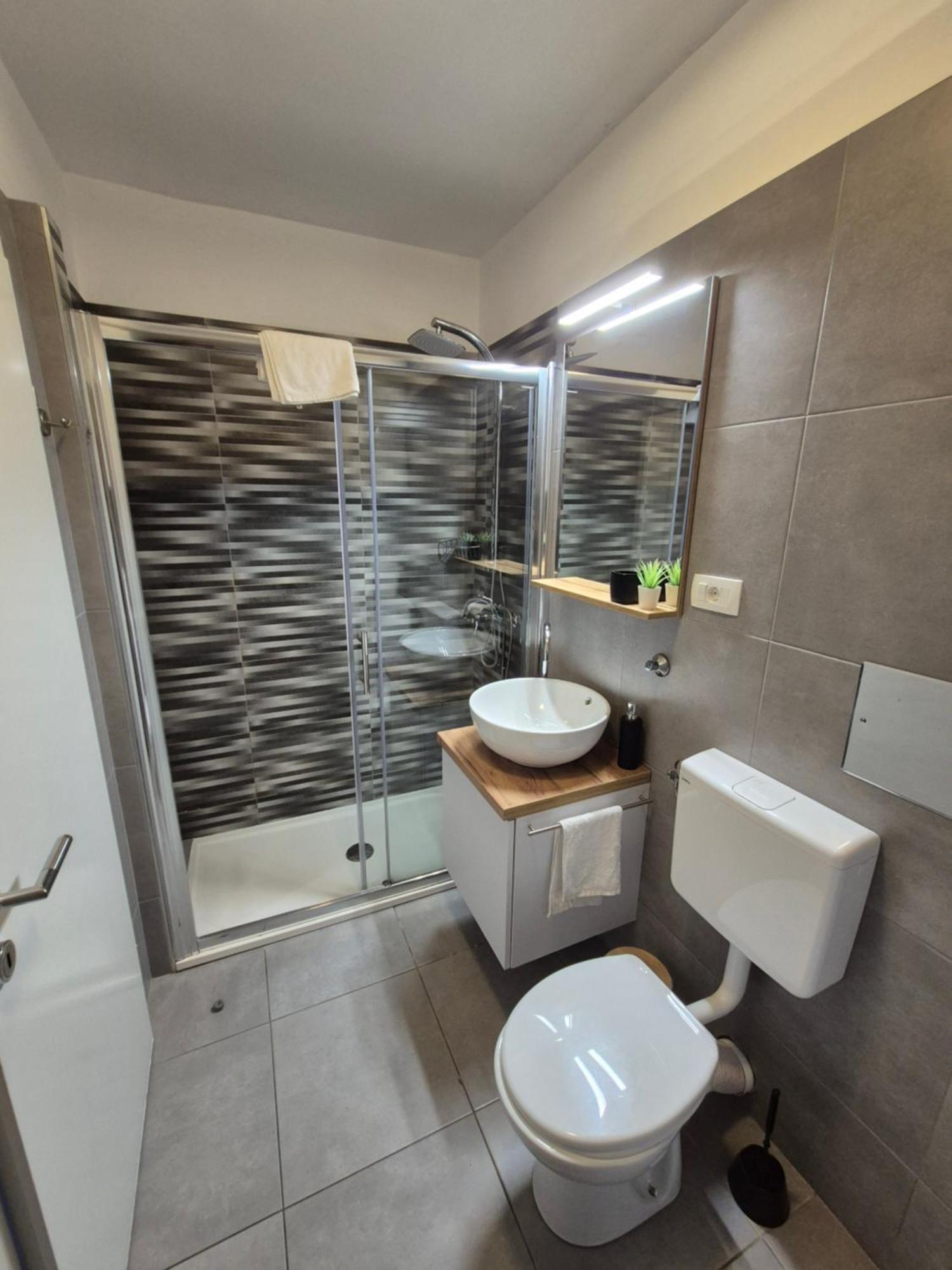Victory Sea View Apartment Rijeka Extérieur photo