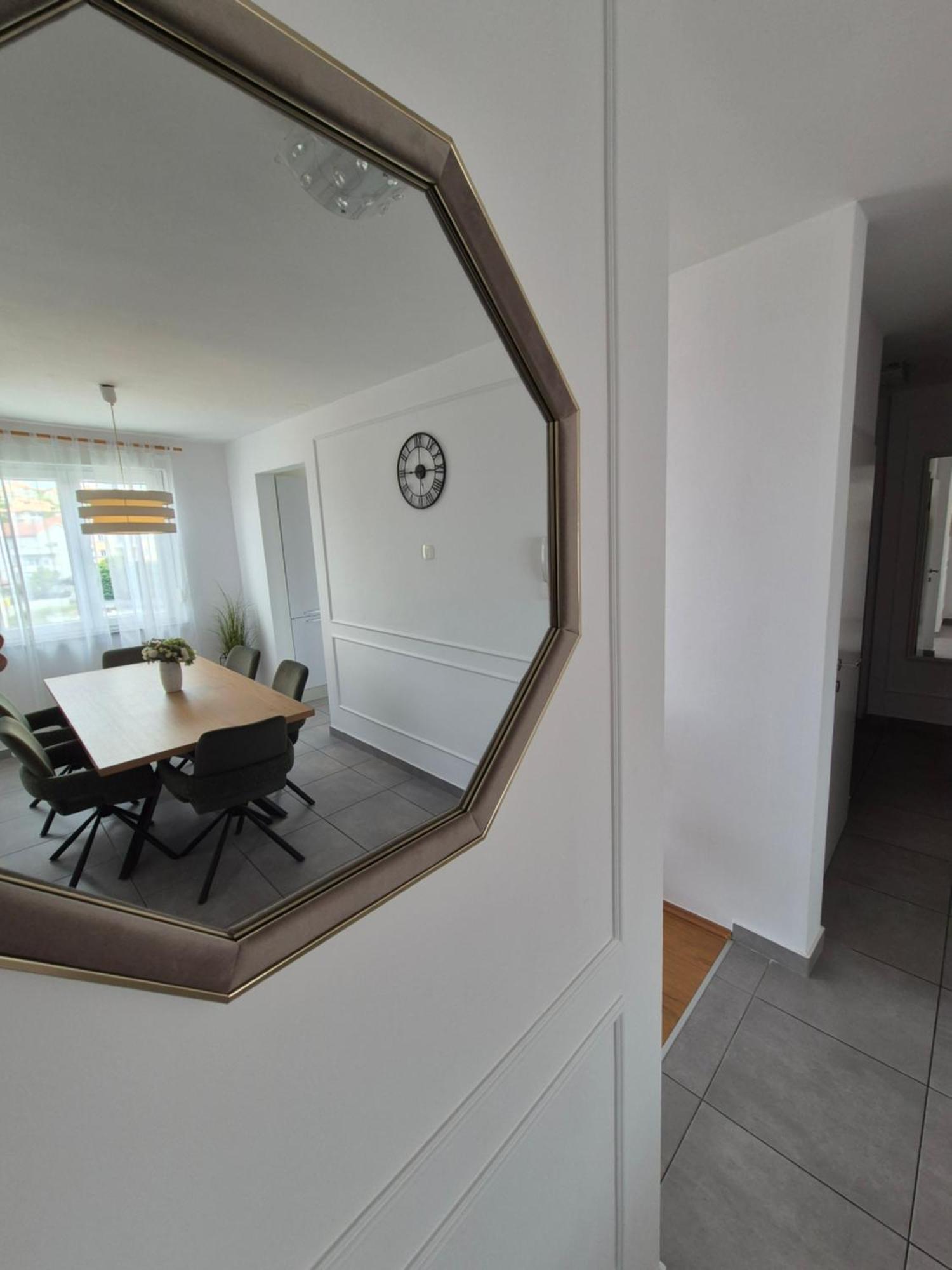 Victory Sea View Apartment Rijeka Extérieur photo