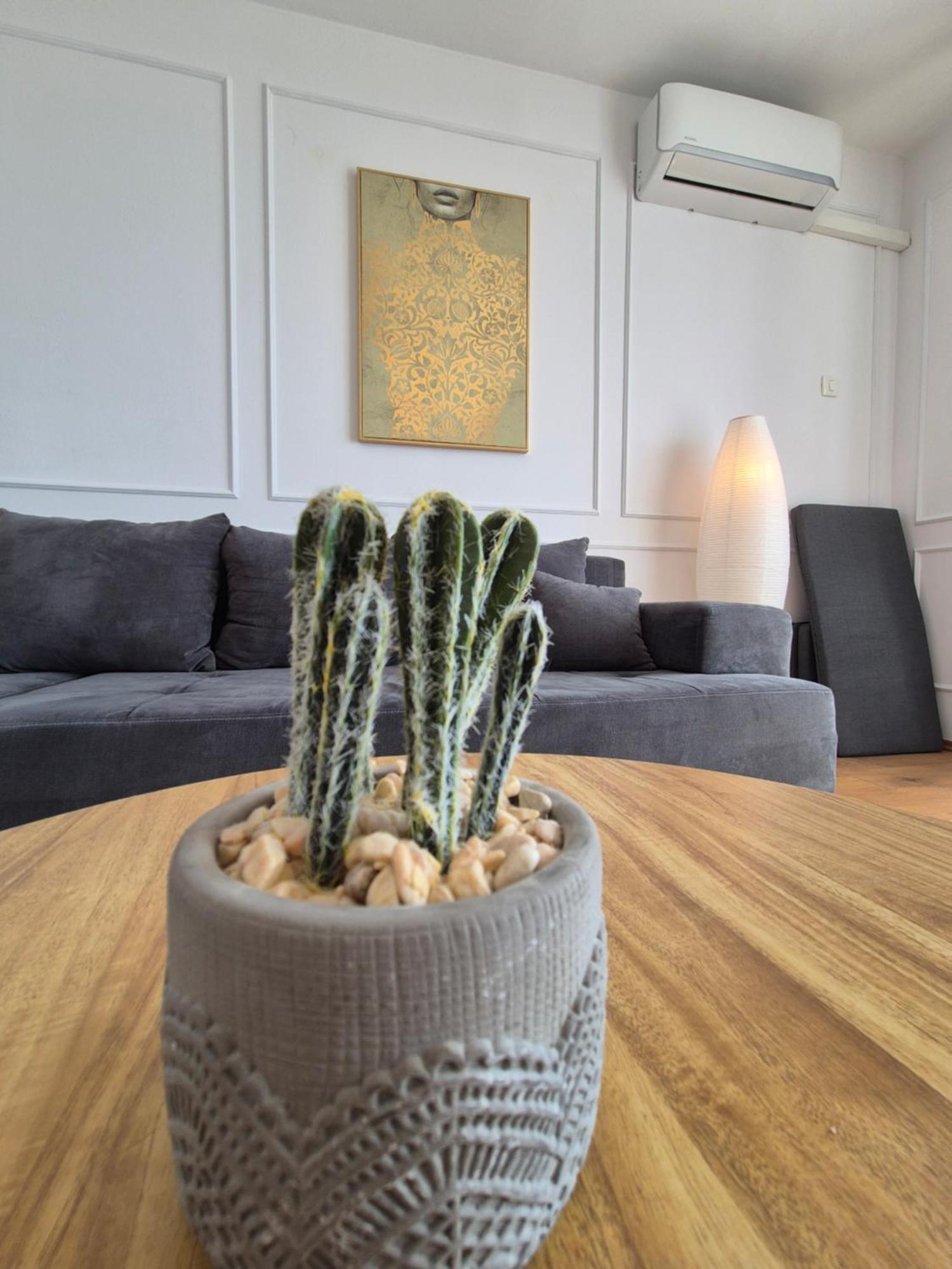 Victory Sea View Apartment Rijeka Extérieur photo