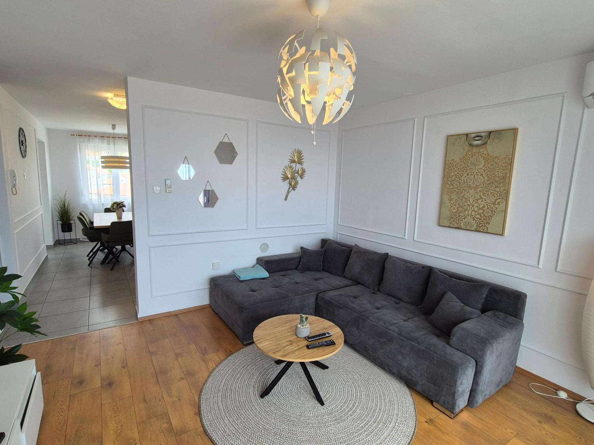 Victory Sea View Apartment Rijeka Extérieur photo