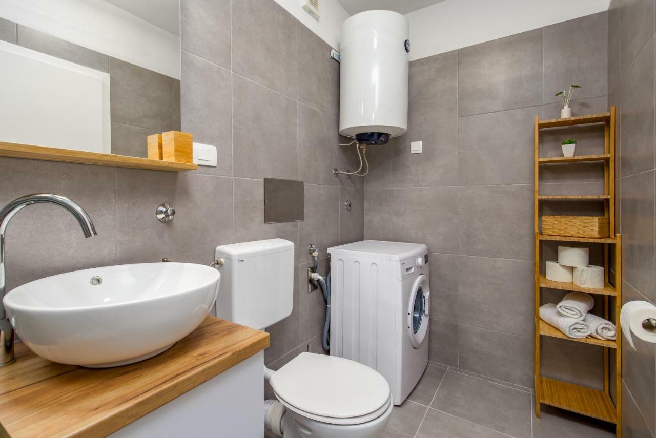 Victory Sea View Apartment Rijeka Extérieur photo